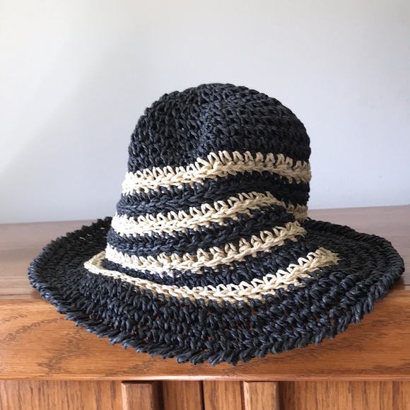 Straw sun hat - Picture 4 of 7